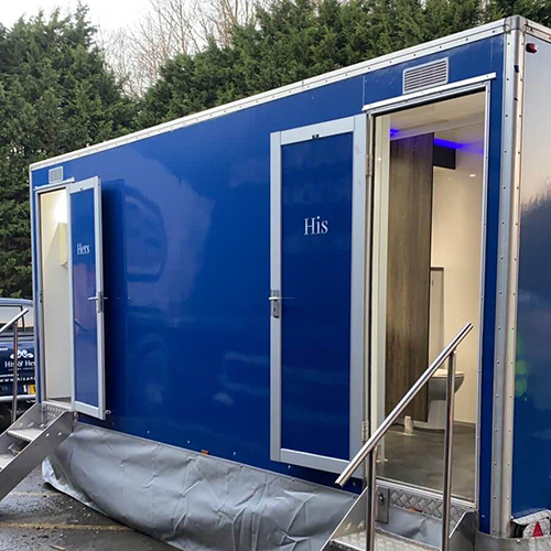 premier luxury toilet hire